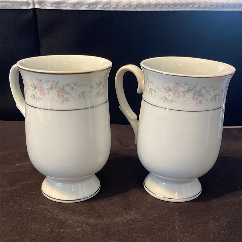 2 Cream and Pink Dining Mugs with Pedestal Foot made in Japan